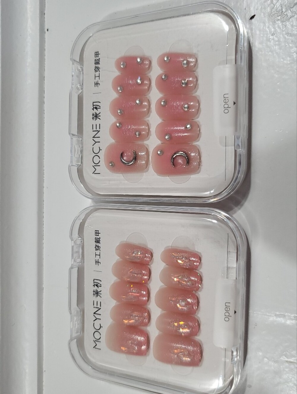 MOCYNE Pink Press-On Nail Sets with Rhinestones & Shiny Accents